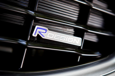 Embleem grille R-design logo
