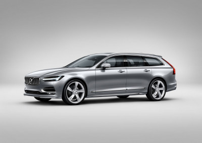 Front spoiler and sill extensions, Volvo V90